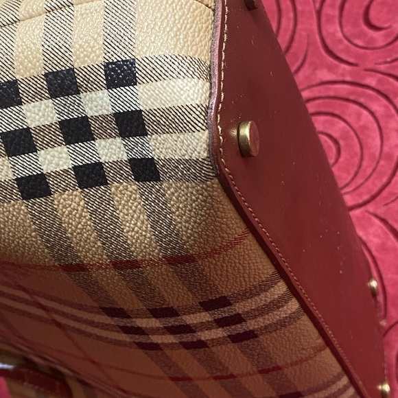 Authentic Burberry London Haymarket Check Italian Tote Handbag - Picture 3 of 10